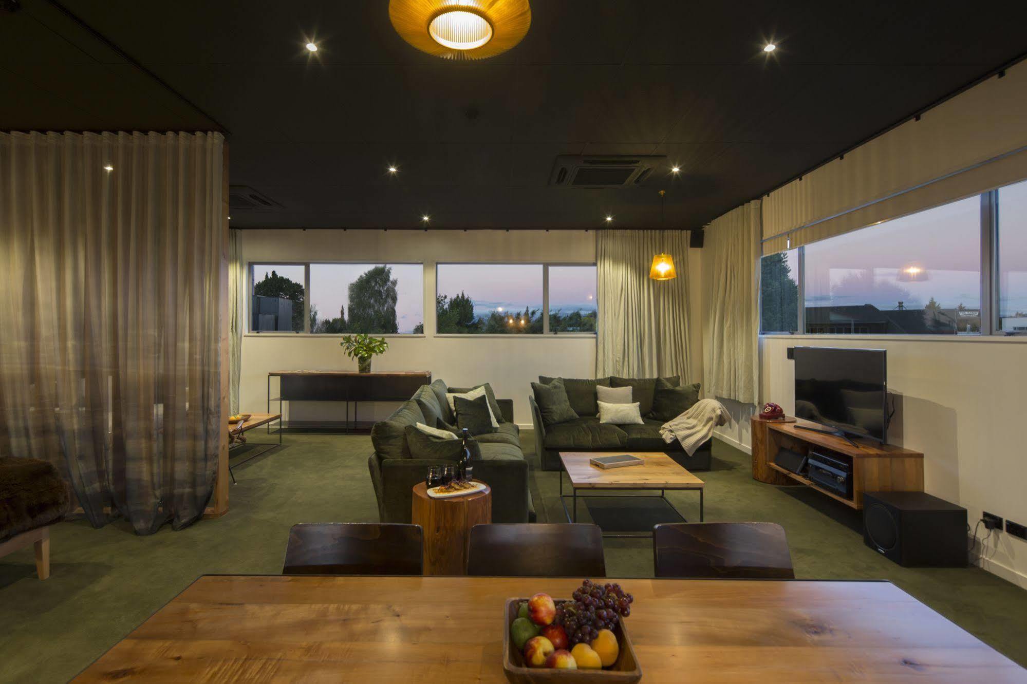 The Cinema Suites เทอาเนา ภายนอก รูปภาพ